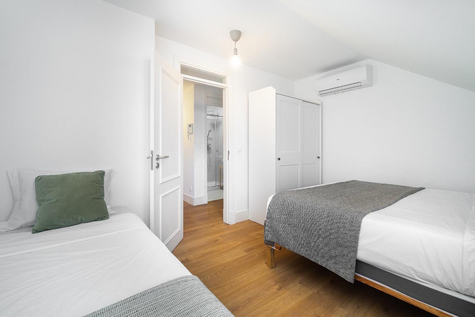 Modern Lisbon Apartments By Soulplaces Lisboa Quarto foto